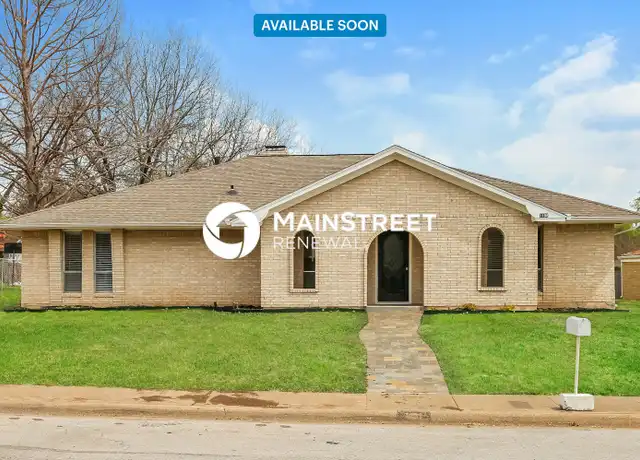 Property at 1108 Shadywood Ln, Desoto, TX, 75115, 4 beds, 2 baths, [object Object]