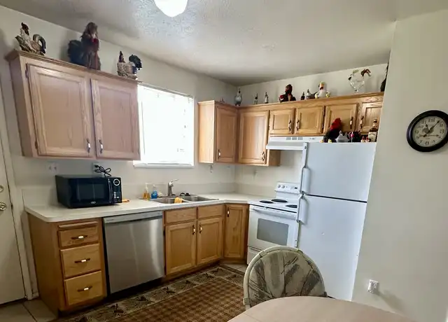 Property at 647 N 400 W Unit 649, Kaysville, UT, 84037, 2 beds, 1.5 baths, [object Object]