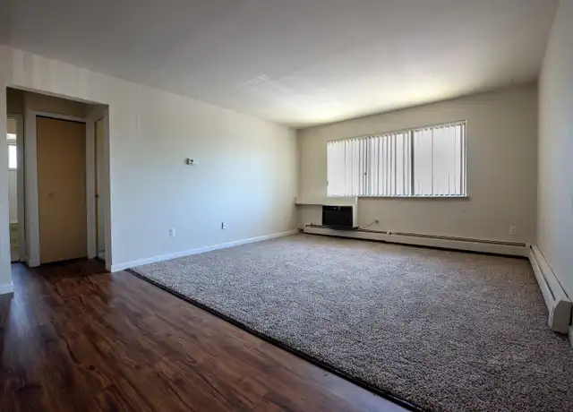 Property at 6440 N Venoy Rd Unit 6520-301, Garden City, MI, 48135, 2 beds, 1 bath, [object Object]