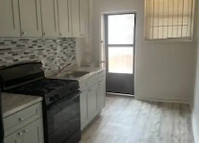 Property at 6909 S Crandon Ave, Chicago, IL, 60649, 0 beds, 1 bath, [object Object]