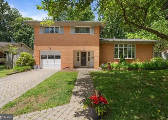 Property at 6613 Lone Oak Dr, Bethesda, MD, 20817, 4 beds, 2.5 baths, [object Object]