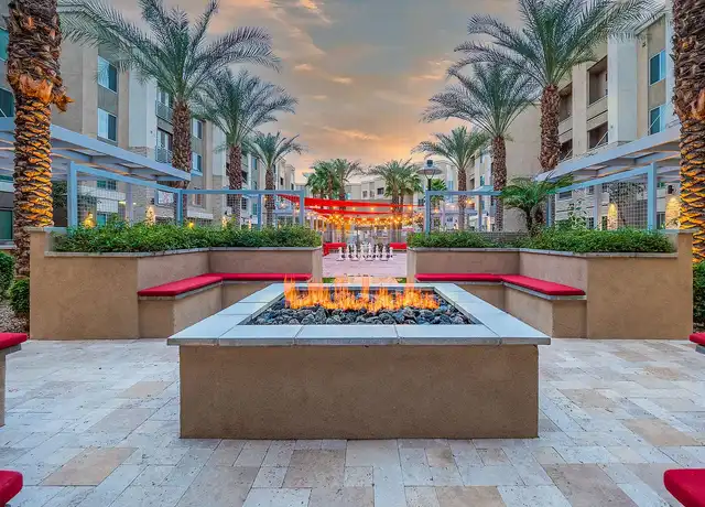 Property at The Met at Fashion Center - 1 N Hearthstone Way, Chandler, AZ, 85226, 1-2 bed, 1-2 bath, [object Object]
