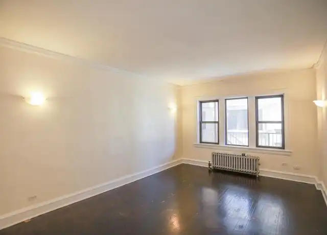 Property at 7002 N Western Ave, Chicago, IL, 60645, 1 bed, 1 bath, [object Object]