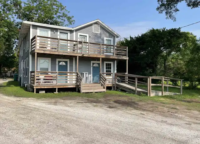 Property at 1911 N 10th St Unit 4, Orange, TX, 77630, 1 bed, 1 bath, [object Object]