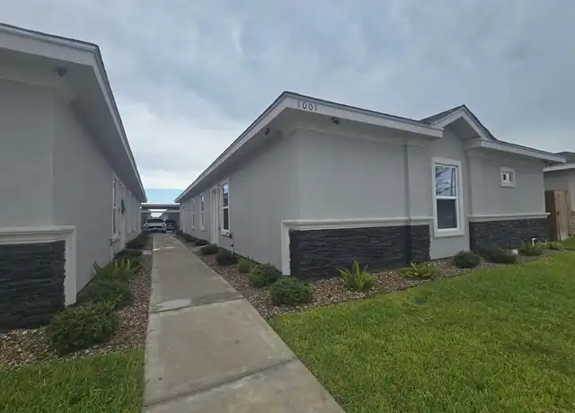 Property at 1001 N Clarence Ave, Edinburg, TX, 78541, 3 beds, 2 baths, [object Object]