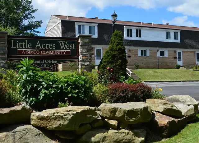 Property at Little Acres - 2626 Romar Dr, Hermitage, PA, 16148, 1-2 bed, 1-1.5 bath, [object Object]