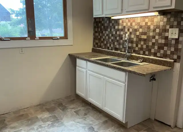 Property at 1820 N 40th St, Milwaukee, WI, 53208, 3 beds, 1 bath, [object Object]