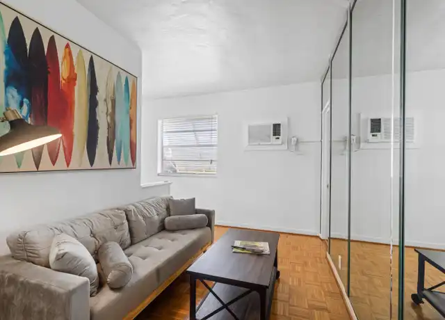 Property at 172 N County Rd #2, Palm Beach, FL, 33480, 1 bed, 1 bath, [object Object]