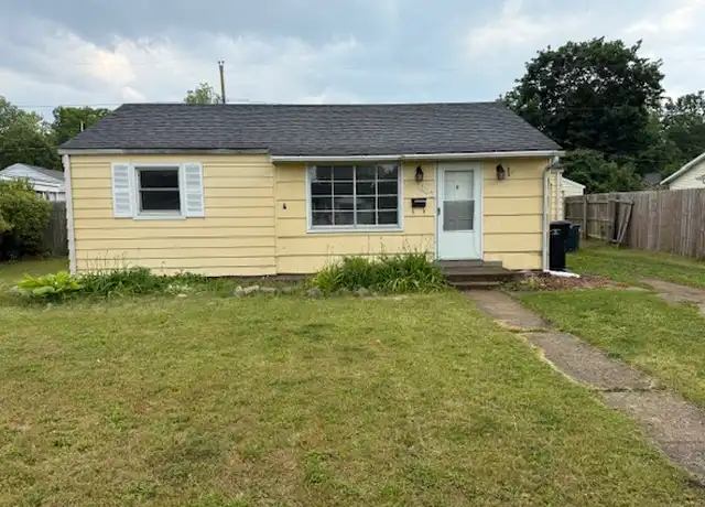 Property at 1302 Eastbrook Dr, South Bend, IN, 46616, 3 beds, 1 bath, [object Object]