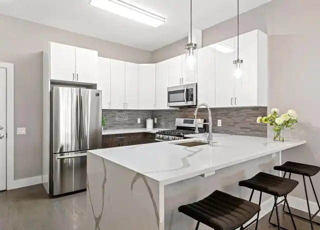 Property at 313 Pine St Unit 204, Jersey City, NJ, 07304, 2 beds, 1 bath, [object Object]