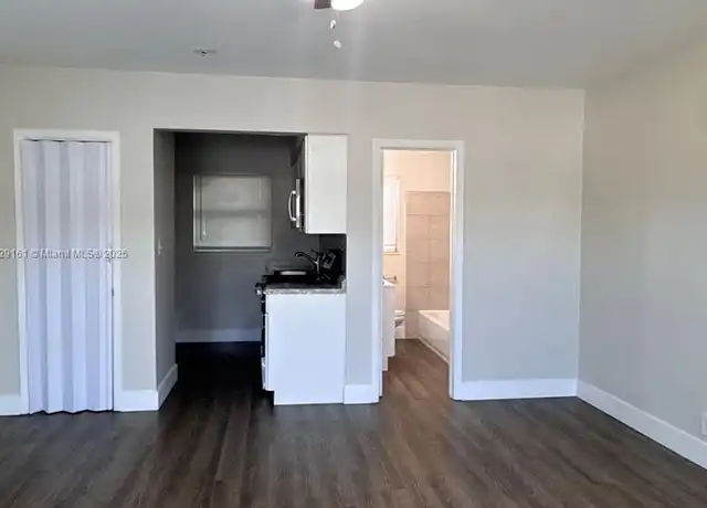 Property at 2342 N Federal Hwy #1, Hollywood, FL, 33020, 0 beds, 1 bath, [object Object]