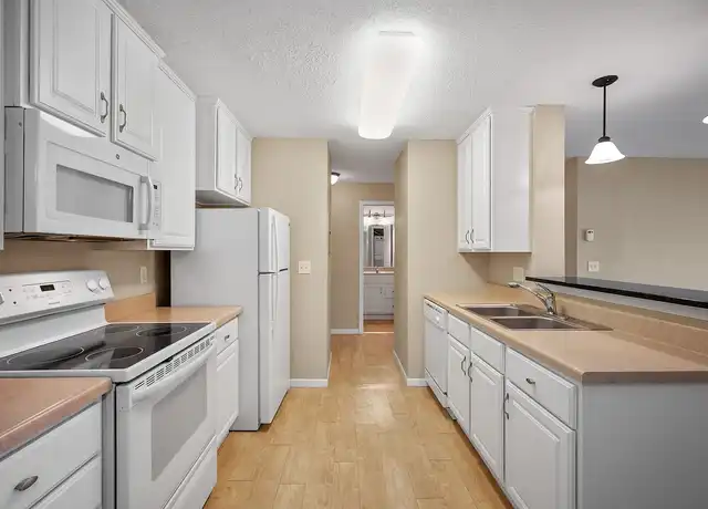 Property at Sterling Ponds Apartments - 16315 Wagner Way, Eden Prairie, MN, 55344, 1-2 bed, 1-2 bath, [object Object]