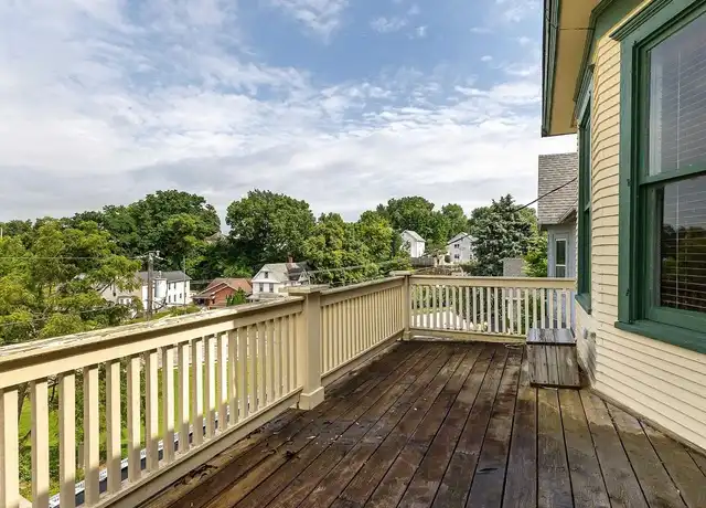 Property at 703 Caledonia Pl Unit 705, Dubuque, IA, 52001, 3 beds, 1 bath, [object Object]