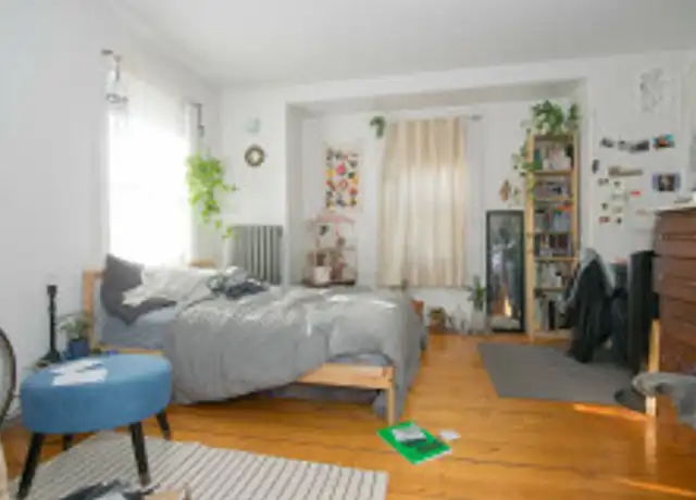 Property at 30 Pratt St, Allston, MA, 02134, 3 beds, 1 bath, [object Object]