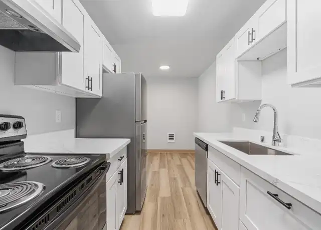 Property at 1725 SW Barton St Unit 104, Seattle, WA, 98106, 2 beds, 1 bath, [object Object]