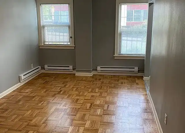 Property at Wellesley Apartments - 4203 Brooklyn Ave NE, Seattle, WA, 98105, 0-1 beds, 1 bath, [object Object]