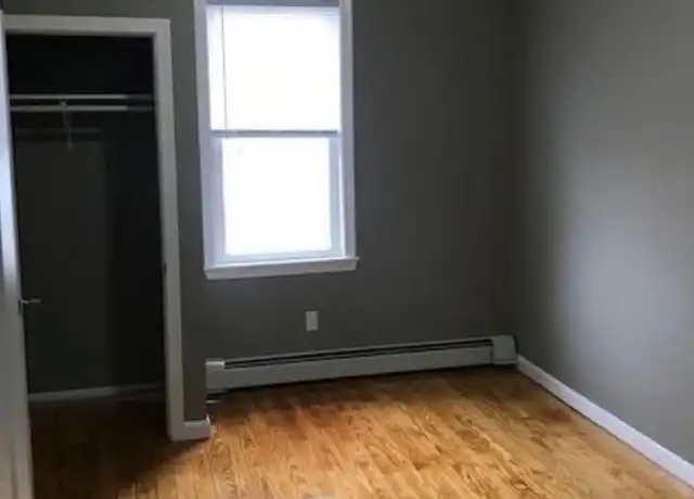 Property at 26 Hawkins St Unit 3, Providence, RI, 02908, 3 beds, 1 bath, [object Object]