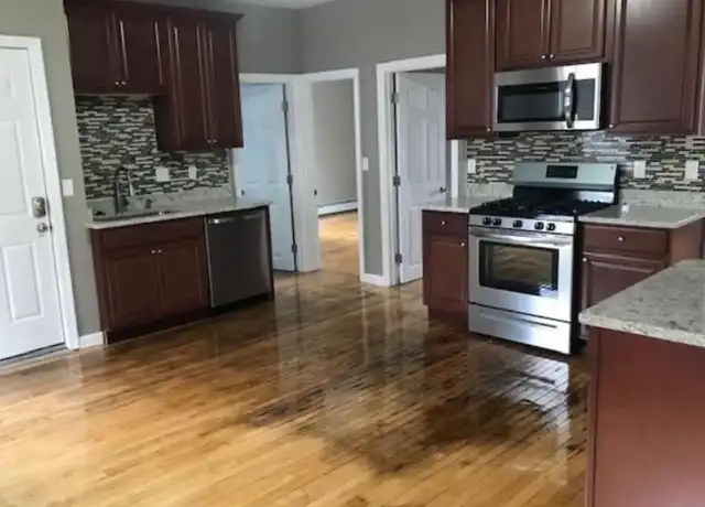 Property at 26 Hawkins St Unit 3, Providence, RI, 02908, 3 beds, 1 bath, [object Object]