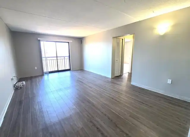 Property at 7 Ocean View Dr, Dorchester, MA, 02125, 2 beds, 2 baths, [object Object]