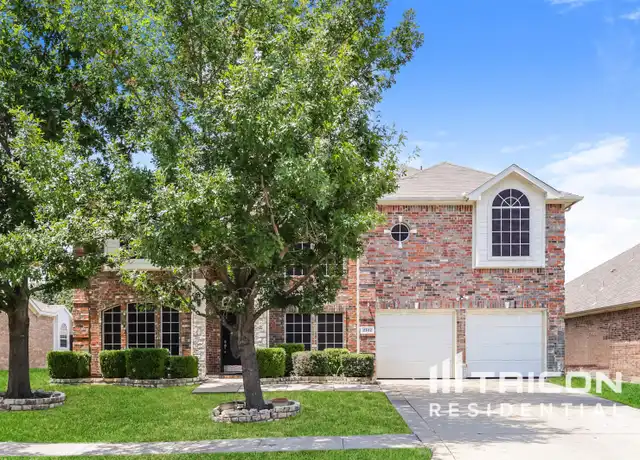Property at 2112 Pecan Ridge Dr, Forney, TX, 75126, 5 beds, 3.5 baths, [object Object]