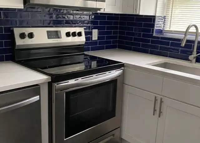 Property at 2525 S 5th St Unit H, Allentown, PA, 18103, 1 bed, 1 bath, [object Object]