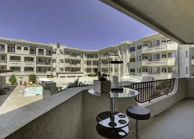 Photo of 430 E Cactus Ave, Las Vegas, NV 89183