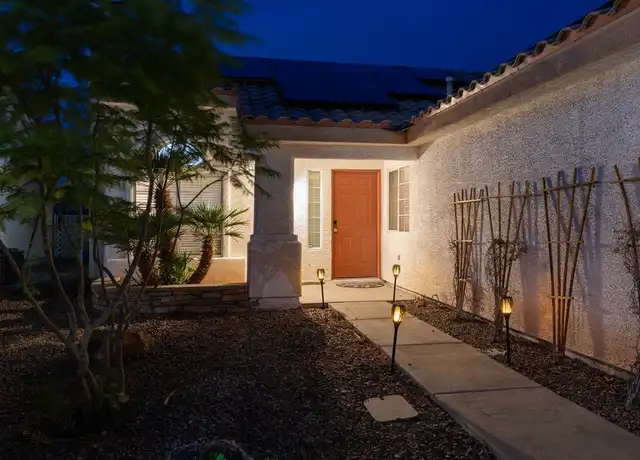 Property at 131 Tamarack Dr, Henderson, NV, 89002, 3 beds, 2 baths, [object Object]