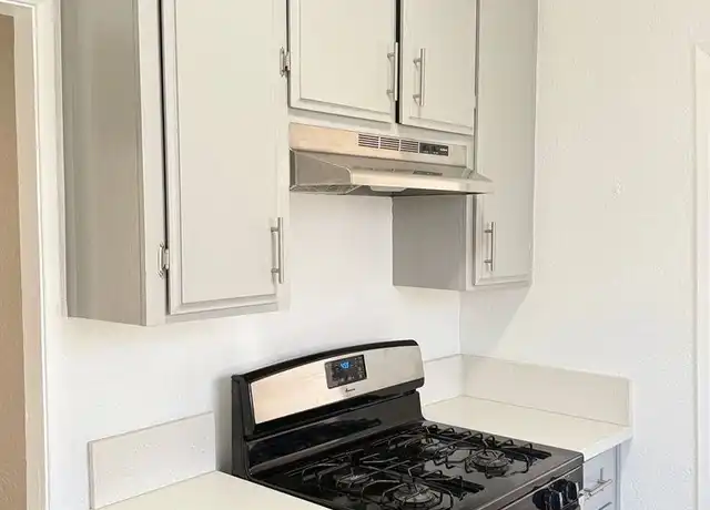 Property at 252 W 11th St Unit 254, San Pedro, CA, 90731, 3 beds, 2 baths, [object Object]