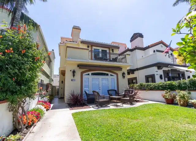 Property at 816 Delaware St, Huntington Beach, CA, 92648, 3 beds, 3.5 baths, [object Object]