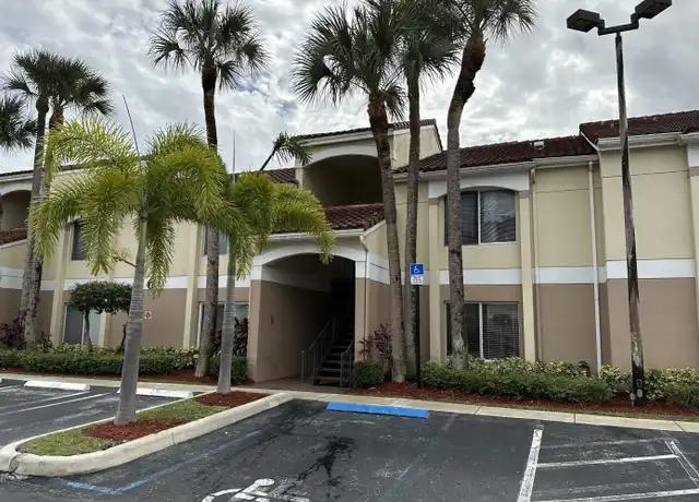 Property at 815 Boynton Beach Blvd Unit 6-205, Boynton Beach, FL, 33426, 1 bed, 1 bath, [object Object]