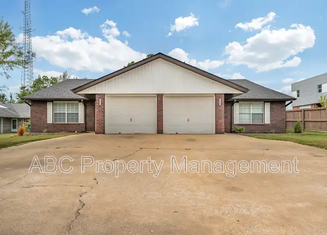 Property at 1910 S 18th St, Rogers, AR, 72758, 2 beds, 2 baths, [object Object]