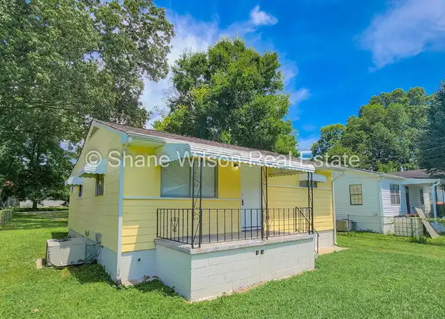 Property at 804 Henderson Ave, Rossville, GA, 30741, 2 beds, 1 bath, [object Object]