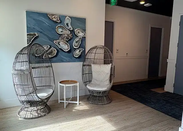 Property at The Pearl - 724 S 5th Ave, Wilmington, NC, 28401, 1 bed, 1 bath, [object Object]