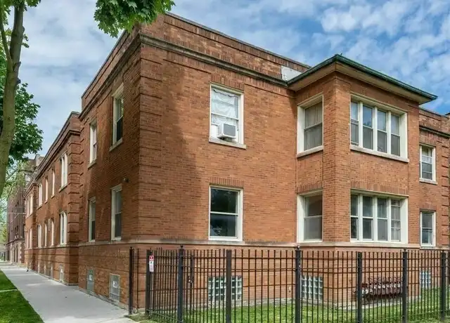 Property at 3112 W 64th St Unit 2, Chicago, IL, 60629, 2 beds, 1 bath, [object Object]