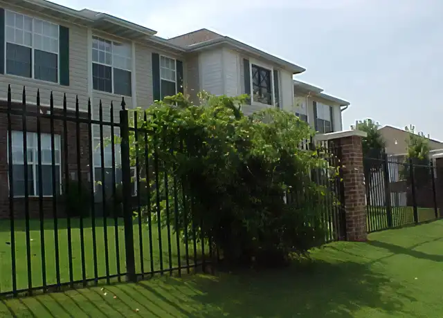 Property at 2321 Orchard St Unit 204C, Springdale, AR, 72764, 1 bed, 1 bath, [object Object]
