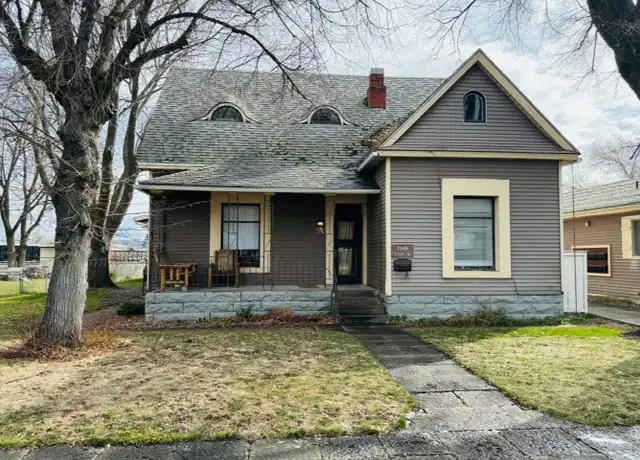 Property at 2109 3rd St Unit A, La Grande, OR, 97850, 4 beds, 1.5 baths, [object Object]