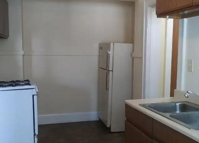 Property at 2312 Hecker Ave Unit 2312-3, Rockford, IL, 61103, 1 bed, 1 bath, [object Object]