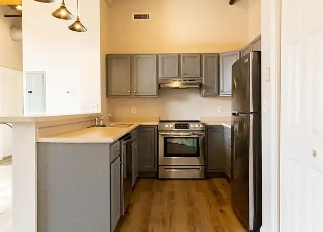Property at Beaver Brook Village - 101 Mill St, Dracut, MA, 01826, 1-2 bed, 1 bath, [object Object]