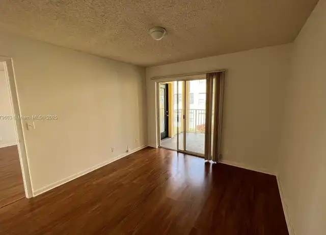 Property at 6331 La Costa Dr, Boca Raton, FL, 33433, 1 bed, 1 bath, [object Object]
