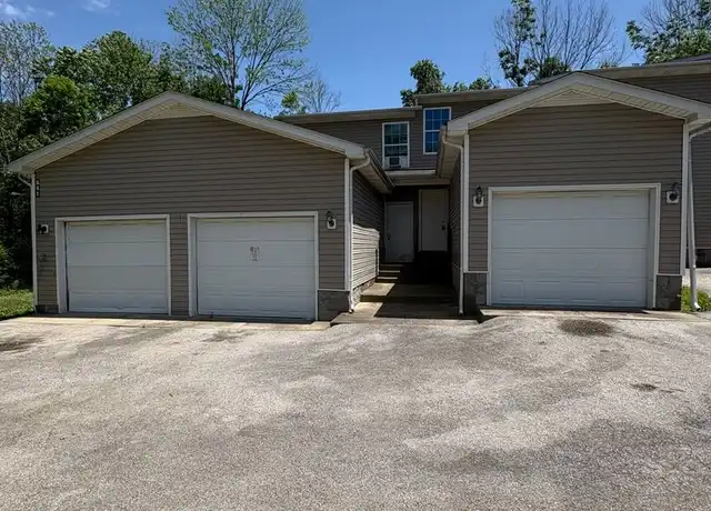 Property at 541 McFadin Station St Unit A, Bowling Green, KY, 42103, 2 beds, 1.5 baths, [object Object]