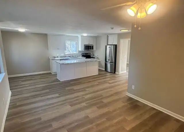 Property at 1410 Shallow Brk Unit A, Tallahassee, FL, 32301, 2 beds, 1 bath, [object Object]