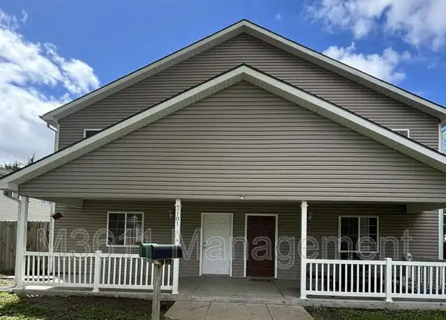 Property at 3101 Holdrege St Unit 2, Lincoln, NE, 68503, 4 beds, 2 baths, [object Object]