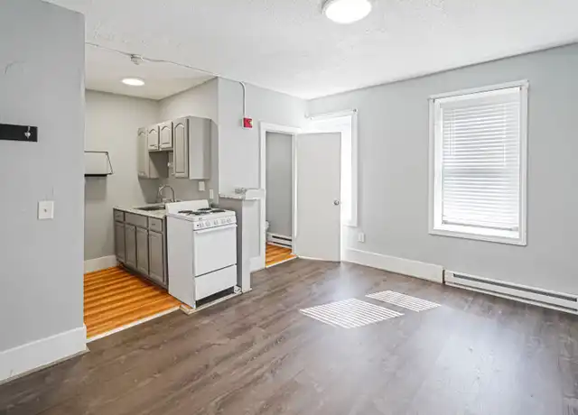 Property at 24 Charlton St Unit 1, Worcester, MA, 01608, 1 bed, 1 bath, [object Object]