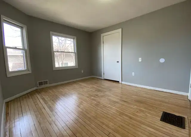 Property at 2324 Logan Ave N, Minneapolis, MN, 55411, 4 beds, 1 bath, [object Object]