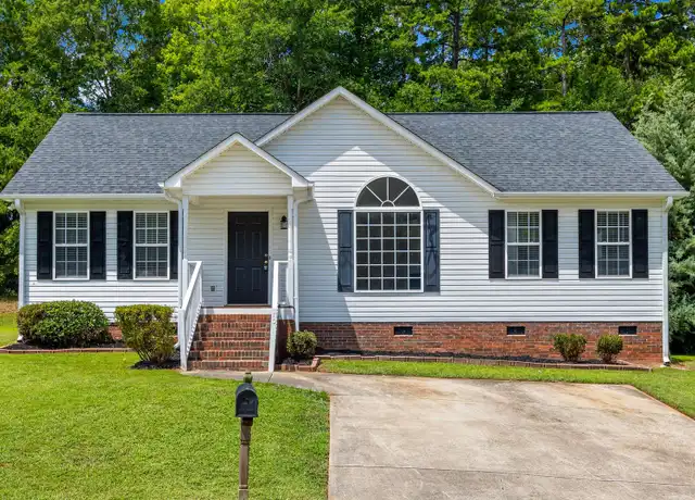 Property at 104 Webbs Mill Dr, Fort Mill, SC, 29715, 3 beds, 2 baths, [object Object]