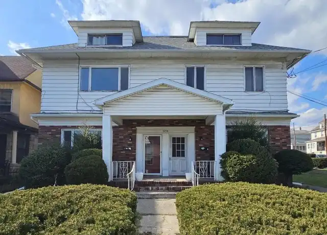 Property at 1218 S Main Ave, Scranton, PA, 18504, 3 beds, 1 bath, [object Object]