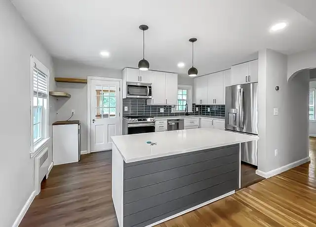 Property at 41 Burrwood Rd, West Roxbury, MA, 02132, 5 beds, 2 baths, [object Object]