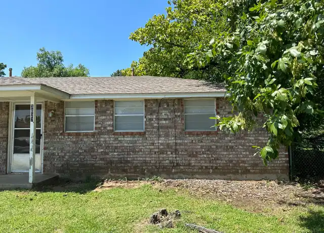 Property at 3027 Clarke St, Choctaw, OK, 73020, 2 beds, 1 bath, [object Object]