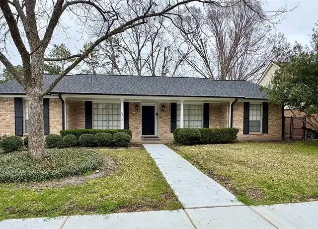 Property at 8218 Edgemoor Dr, Houston, TX, 77036, 3 beds, 2 baths, [object Object]