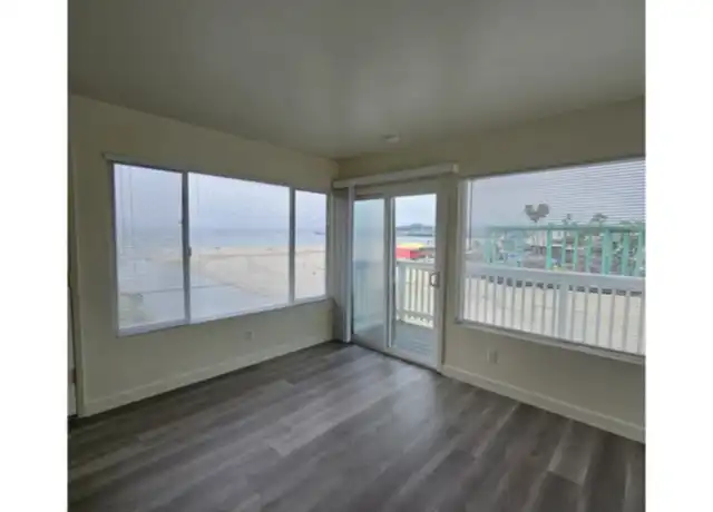 Property at 1114 E Cliff Dr Unit 5, Santa Cruz, CA, 95062, 1 bed, 1 bath, [object Object]